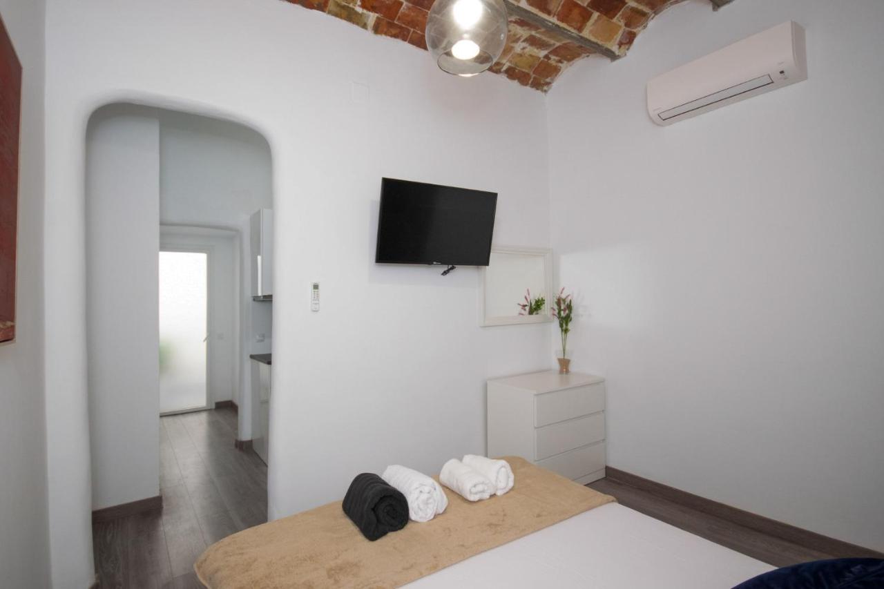 Apartahotel Casa Batito L'Hospitalet de Llobregat Buitenkant foto